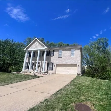 Rent this 4 bed house on 684 Zumwalt Crossing in O’Fallon, MO 63366