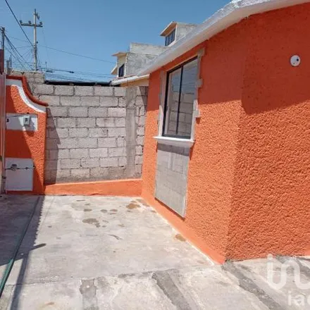 Buy this 2 bed house on Calle San Rafaél in La Providencia Siglo 21, 42186 Pachuquilla