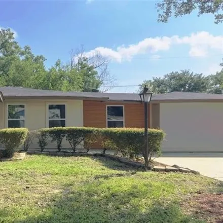 Rent this 4 bed house on 5236 Perry St in Houston, Texas