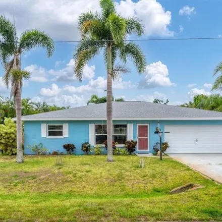 Buy this 2 bed house on 961 Gillespie Street in Englewood, FL 34223