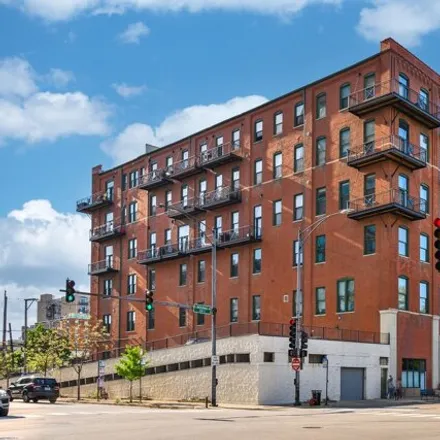 Buy this 1 bed condo on 1550 South Indiana Avenue in Chicago, IL 60605