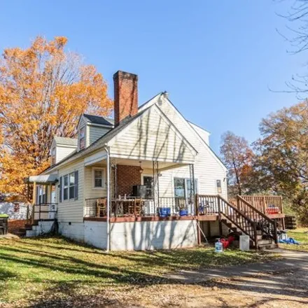 Image 4 - 142 Rose Lane, Appomattox, VA 24522, USA - House for sale