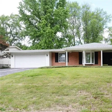 Buy this 3 bed house on 12117 Lake Meade Drive in Saint Louis County, MO 63146