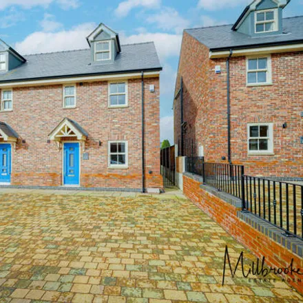 Rent this 4 bed duplex on Leigh Road in Leigh, Greater Manchester