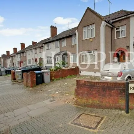 Buy this 4 bed townhouse on Brook Road in London, NW2 7BB