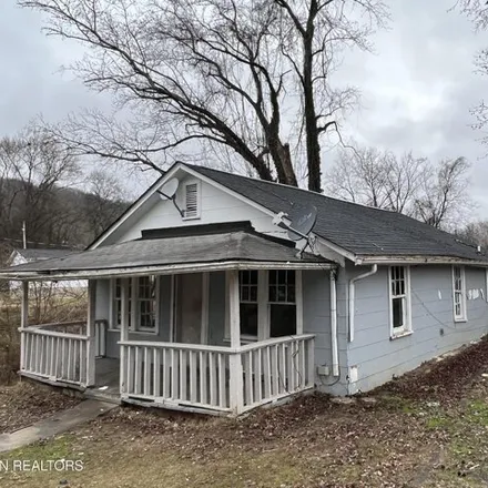 Buy this 2 bed house on 723 Oakdale Highway in Harriman, TN 37748