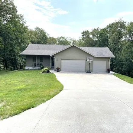 Buy this 3 bed house on 28391 Hickory Ridge Lane in Appanoose County, IA 52571