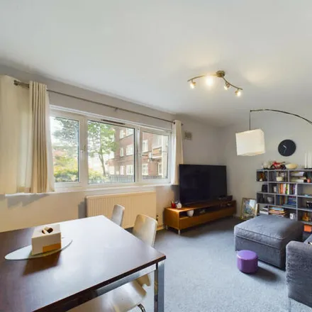 Buy this 2 bed apartment on MRN Nursery in Binfield Road, Stockwell Park