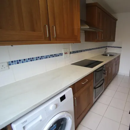 Image 7 - Arden Place, Luton, LU2 7YE, United Kingdom - Apartment for rent