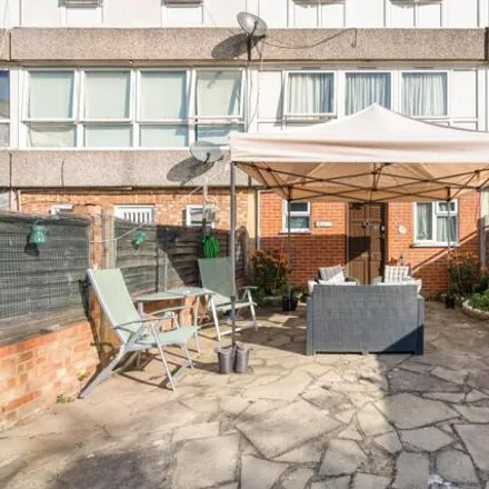 Buy this 4 bed townhouse on Mangold Way in London, DA18 4DF