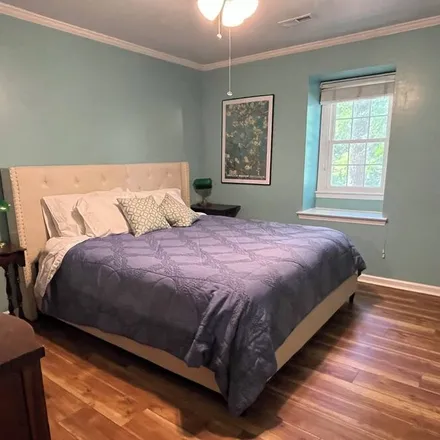 Rent this 5 bed house on Chapel Hill