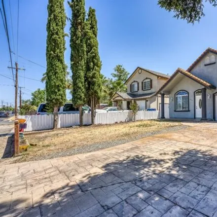 Image 4 - 1444 Bell Ave, Sacramento, California, 95838 - House for sale