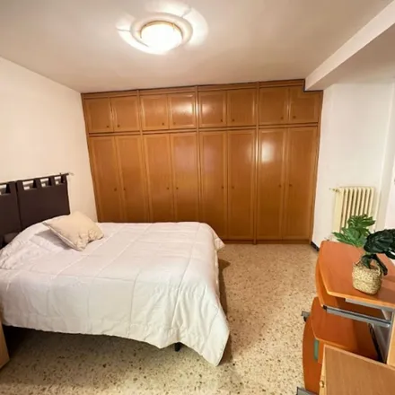 Image 2 - Ibercaja, Plaza de Santo Domingo, 50003 Zaragoza, Spain - Apartment for rent