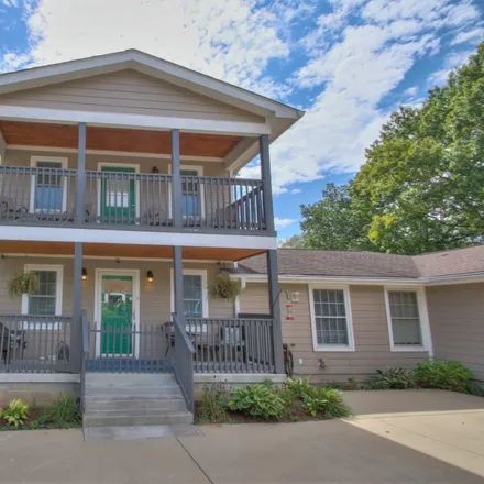 Buy this 6 bed duplex on 1304 McAlpine Avenue in Nashville-Davidson, TN 37216