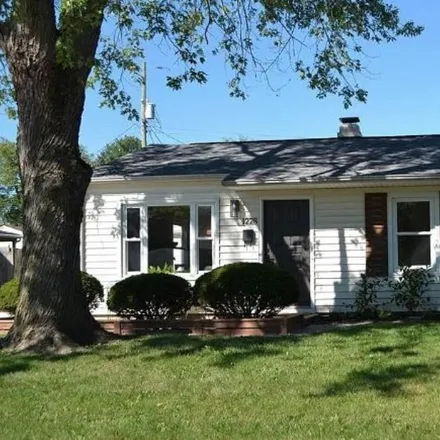 Rent this 3 bed house on 1228 Southlea Drive in Altamont Switch, Lafayette