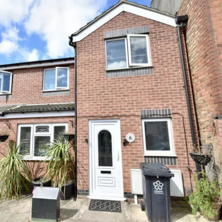 Buy this 4 bed townhouse on Lancaster Street in Leicester, LE5 4GH