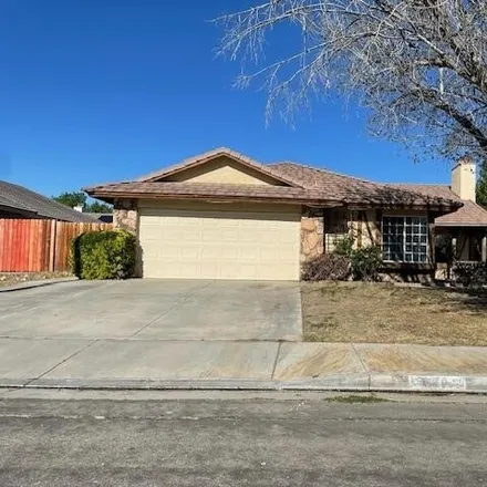 Buy this 4 bed house on 43941 Estrella Lane in Lancaster, CA 93535