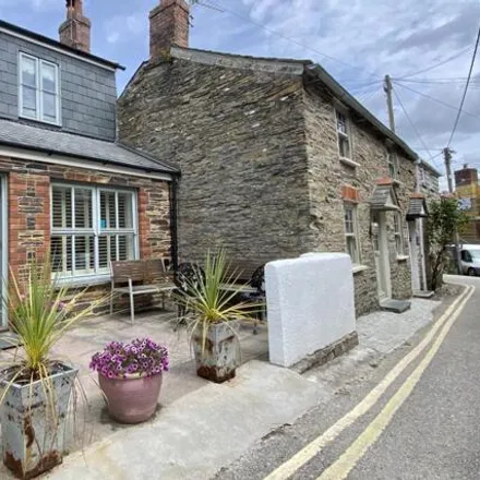 Buy this 3 bed house on 1A High Street in Padstow, PL28 8BB