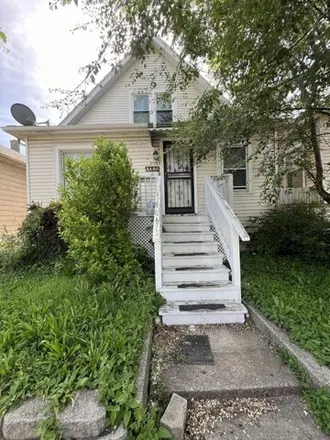 Buy this 4 bed house on 2136 North Narragansett Avenue in Chicago, IL 60707