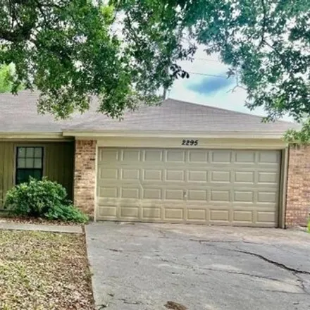 Buy this 3 bed house on 2299 Willowglen Drive in Beaumont, TX 77707