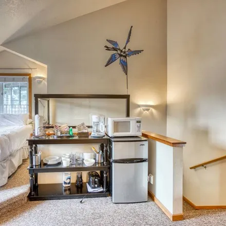Rent this 3 bed condo on Cannon Beach