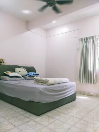 Rent this 3 bed apartment on 48300 Bukit Beruntung in Selangor, Malaysia