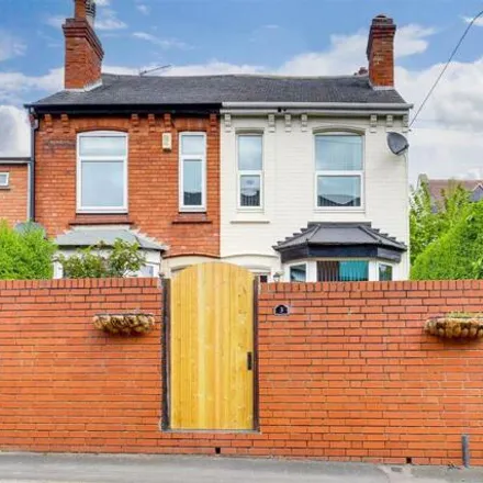 Buy this 3 bed duplex on Chadwick Road in Nottingham, NG7 5NN