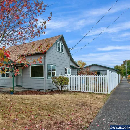 Buy this 2 bed house on 1535 Elm Street Southwest in Albany, OR 97321