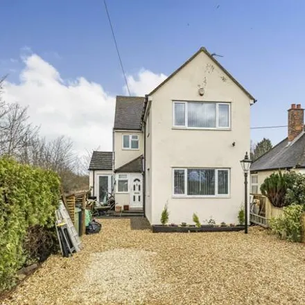 Buy this 4 bed house on 8 The Glebe in Cumnor, OX2 9QA