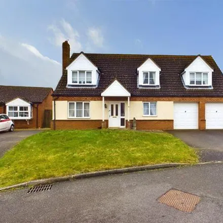 Buy this 4 bed house on Ormsby House Drive in Mareham le Fen, PE22 7QA