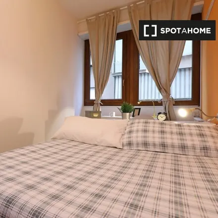 Rent this 6 bed room on Via dei Giornalisti in 00100 Rome RM, Italy