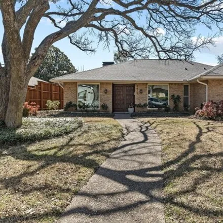 Buy this 4 bed house on 3966 High Summit Drive in Dallas, TX 75244