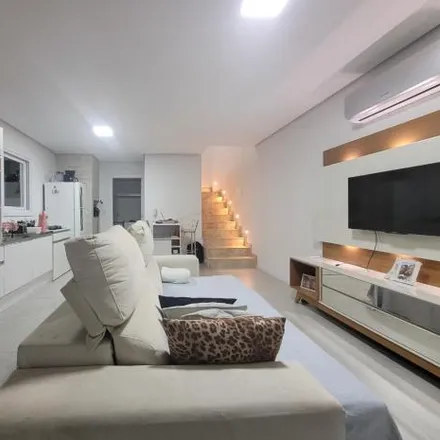 Buy this 2 bed house on Rua Jahu in Pátria Nova, Novo Hamburgo - RS
