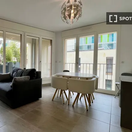 Rent this studio apartment on 74 Avenue Félix Faure in 75015 Paris, France