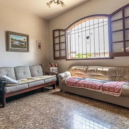 Buy this 3 bed house on Rua Coronel Jairo Pereira in Palmares, Belo Horizonte - MG