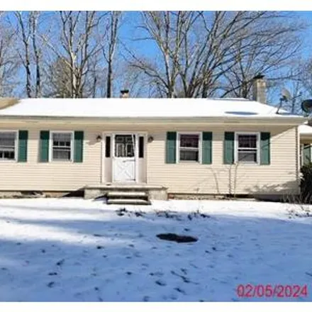 Buy this 3 bed house on 802 Hardwick Road in Gilbertville, Worcester County