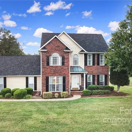 Buy this 3 bed house on 1439 Plantation Trail in Lake Wood, Gastonia