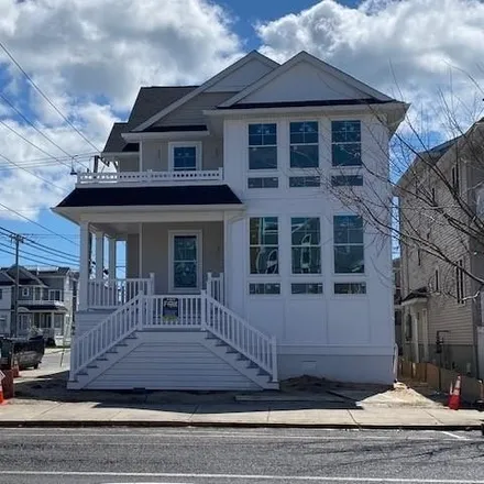 Buy this studio house on 364 35th Street in Ocean City, NJ 08226