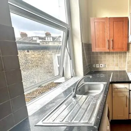 Image 4 - 28 Buckley Road, London, NW6 7ND, United Kingdom - Apartment for rent