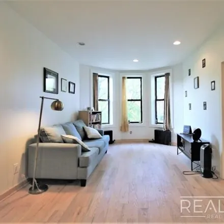 Image 2 - 920 Eastern Parkway, New York, NY 11213, USA - House for rent