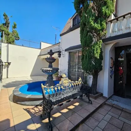 Buy this 3 bed house on Calle Planta Nacozari in Hab. Electra, 54060 Tlalnepantla