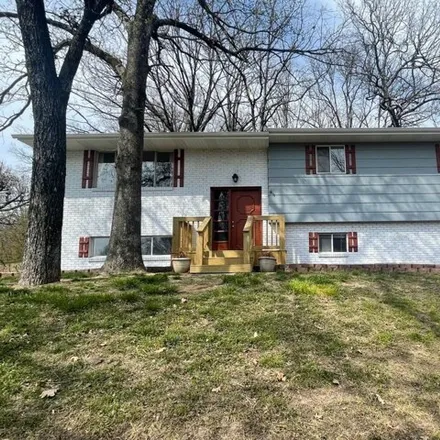 Buy this 4 bed house on 16728 Chalk Bluff Trail in Stoddard County, MO 63841