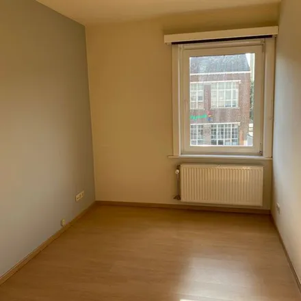 Rent this 2 bed apartment on Sint-Bernadettestraat 602 in 9040 Ghent, Belgium