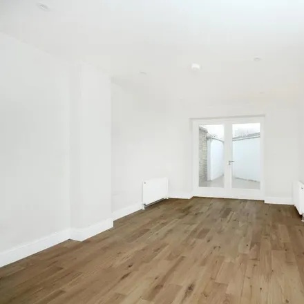 Rent this 1 bed apartment on Bikehangar 2697 in Berrymead Gardens, London