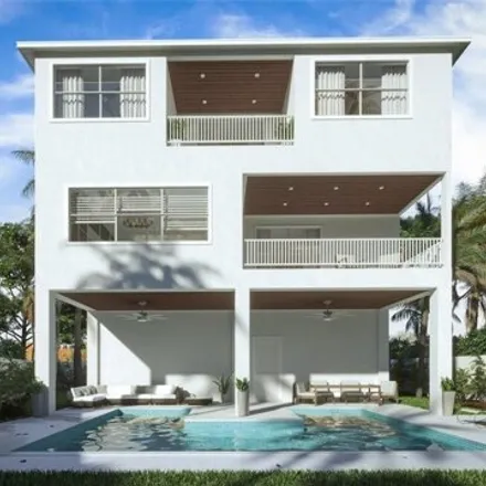 Buy this 3 bed house on 5381 Island Circle in Siesta Key, FL 34242