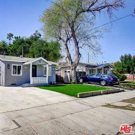 Buy this 5 bed house on 1309 North Chester Avenue in Inglewood, CA 90302