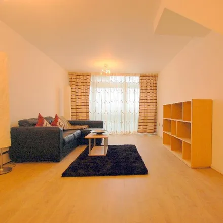 Image 3 - Iverson Road, London, NW6 2QT, United Kingdom - Apartment for rent