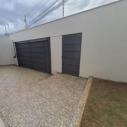 Buy this 3 bed house on Avenida Brasil Central in Bairro São Carlos 1 Etapa, Anápolis - GO