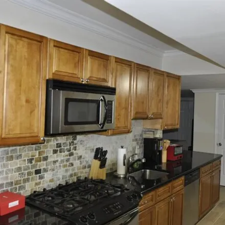 Image 3 - 32 Prospect Street, Jersey City, NJ 07307, USA - Apartment for rent