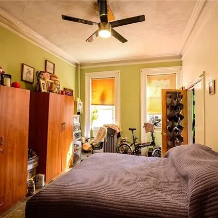 Image 2 - 439 East 116th Street, New York, NY 10035, USA - House for sale